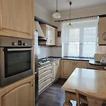 Apartament Szymanowskiego 15